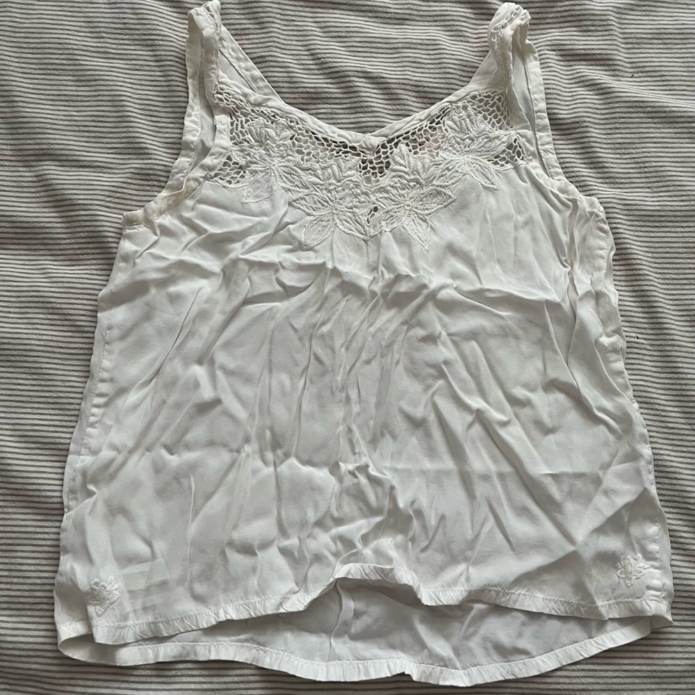Elegant White Lace Women's Top